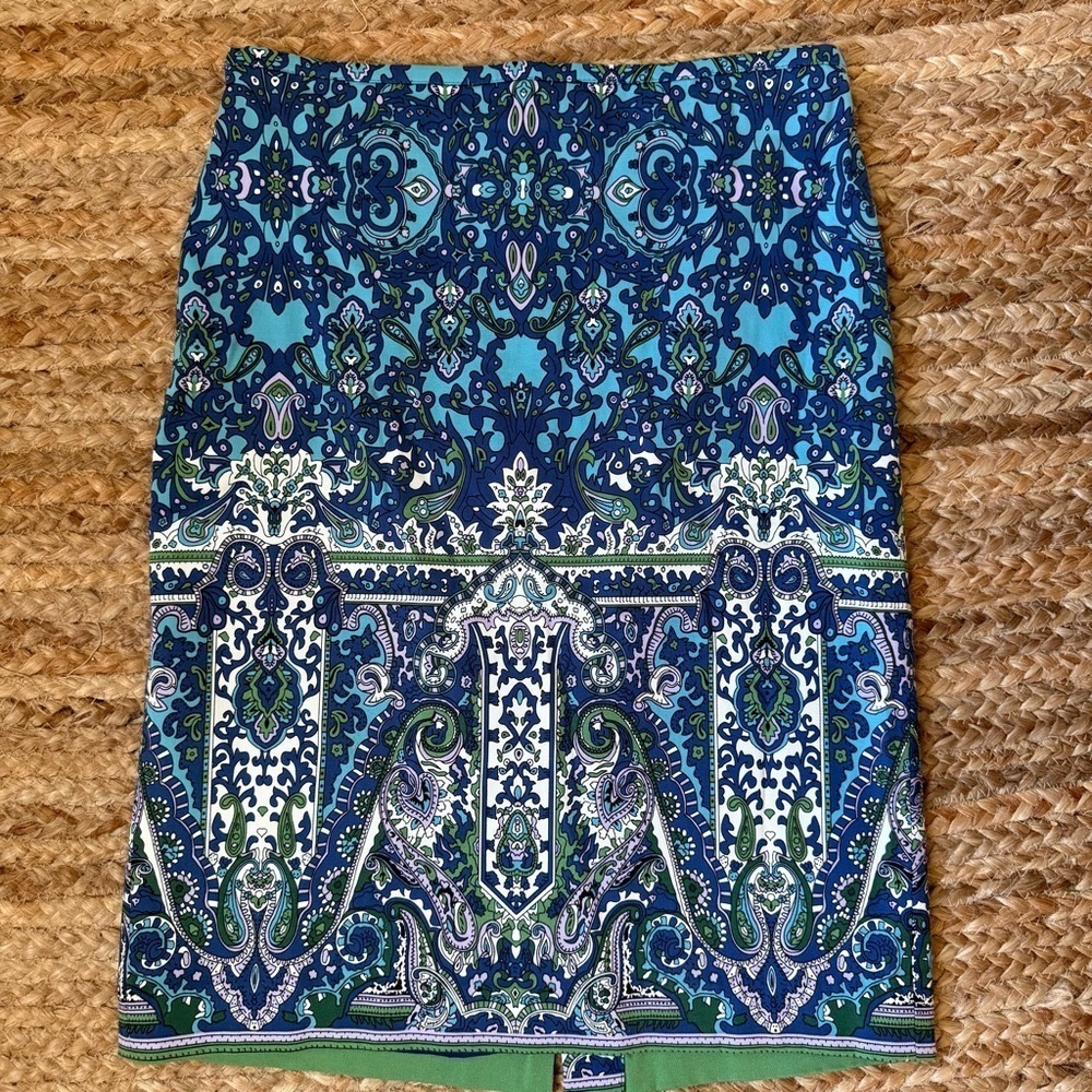 Talbots Size 6 Blue & Purple Paisley Cotton Pencil Skirt